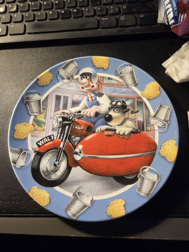 Wallace and gromit plate - wallace,